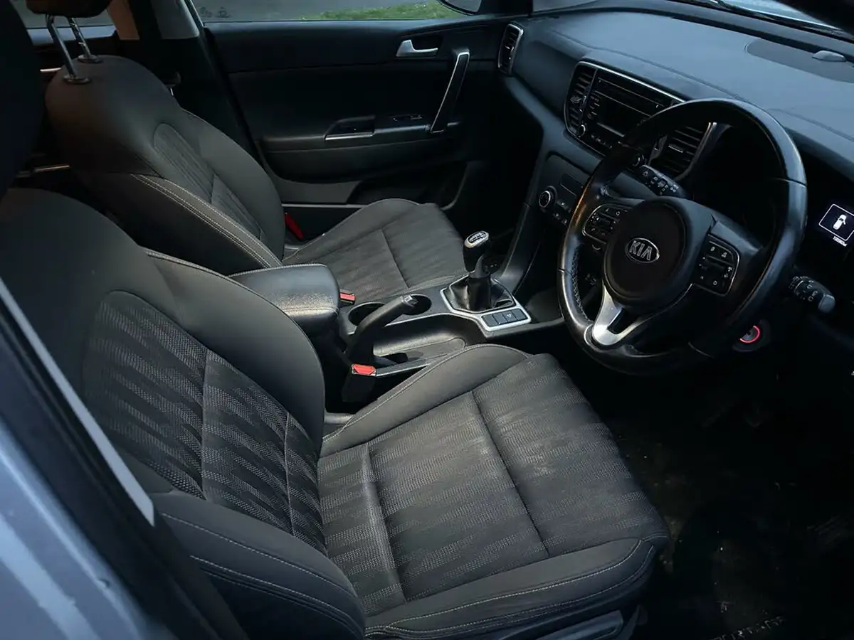 2016-kia-sportage-16-gdi-130bhp-big-23