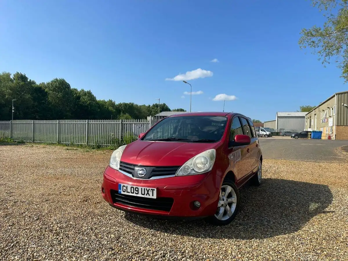 2009-nissan-note-15td-n-tec-big-3