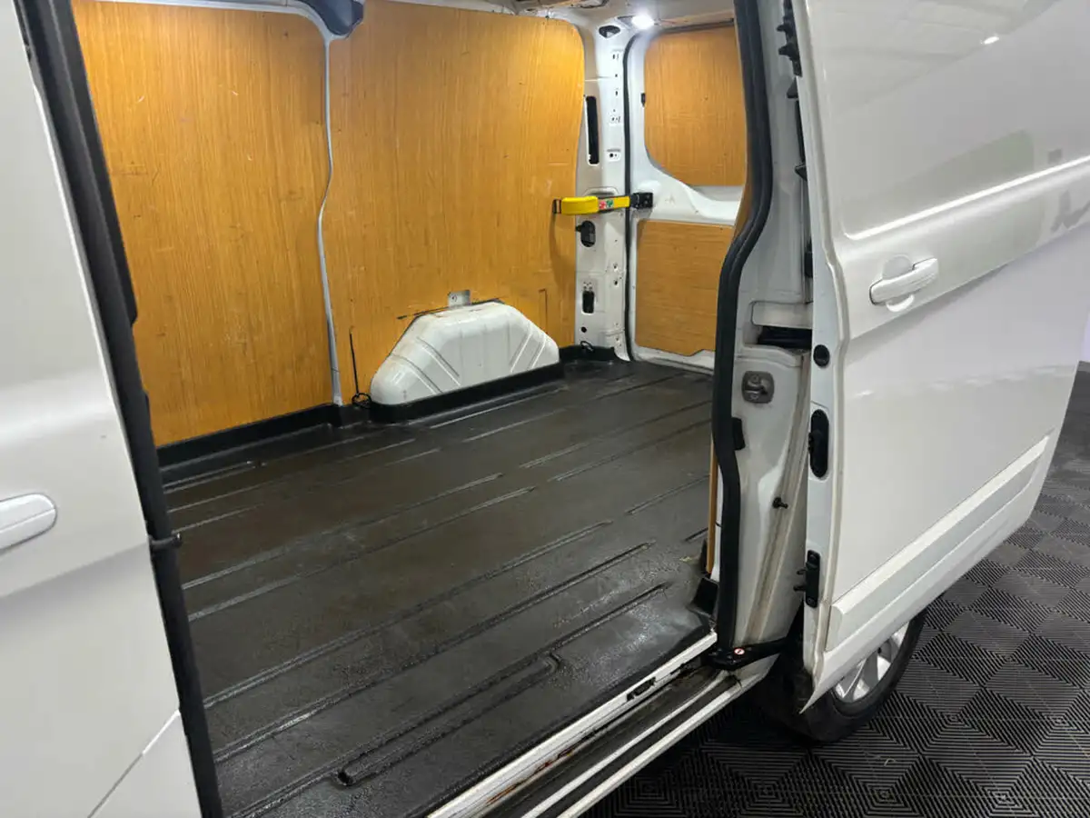 2021-ford-transit-custom-20tdci-300-l1h1-limited-130pseu6dt-panel-van-big-16