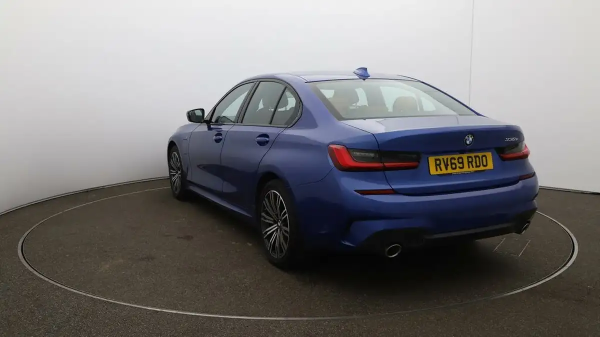 2019-bmw-3-series-20-330e-m-sport-plus-pack-big-59