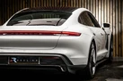 2022-porsche-taycan-e-turbo-s-small-20