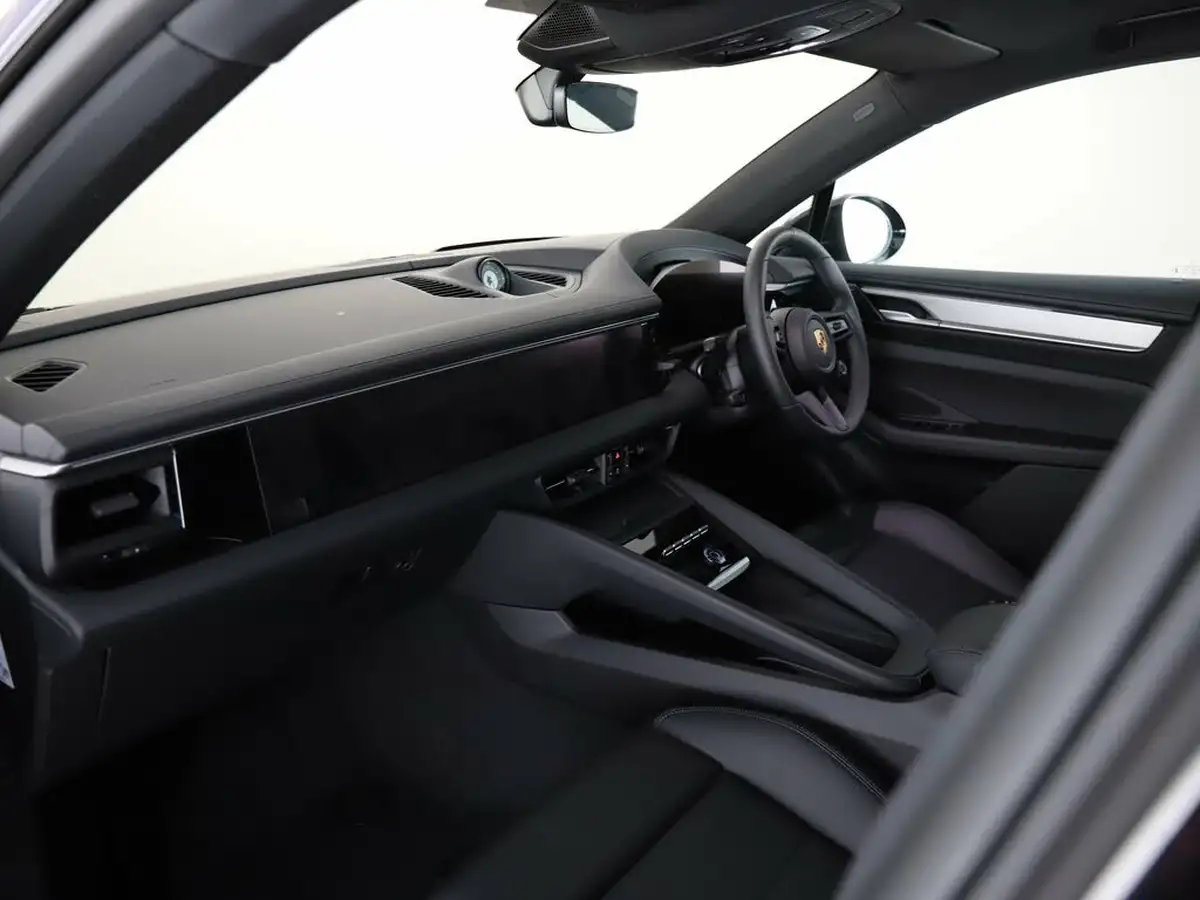 2025-porsche-macan-e-4-electric-big-2
