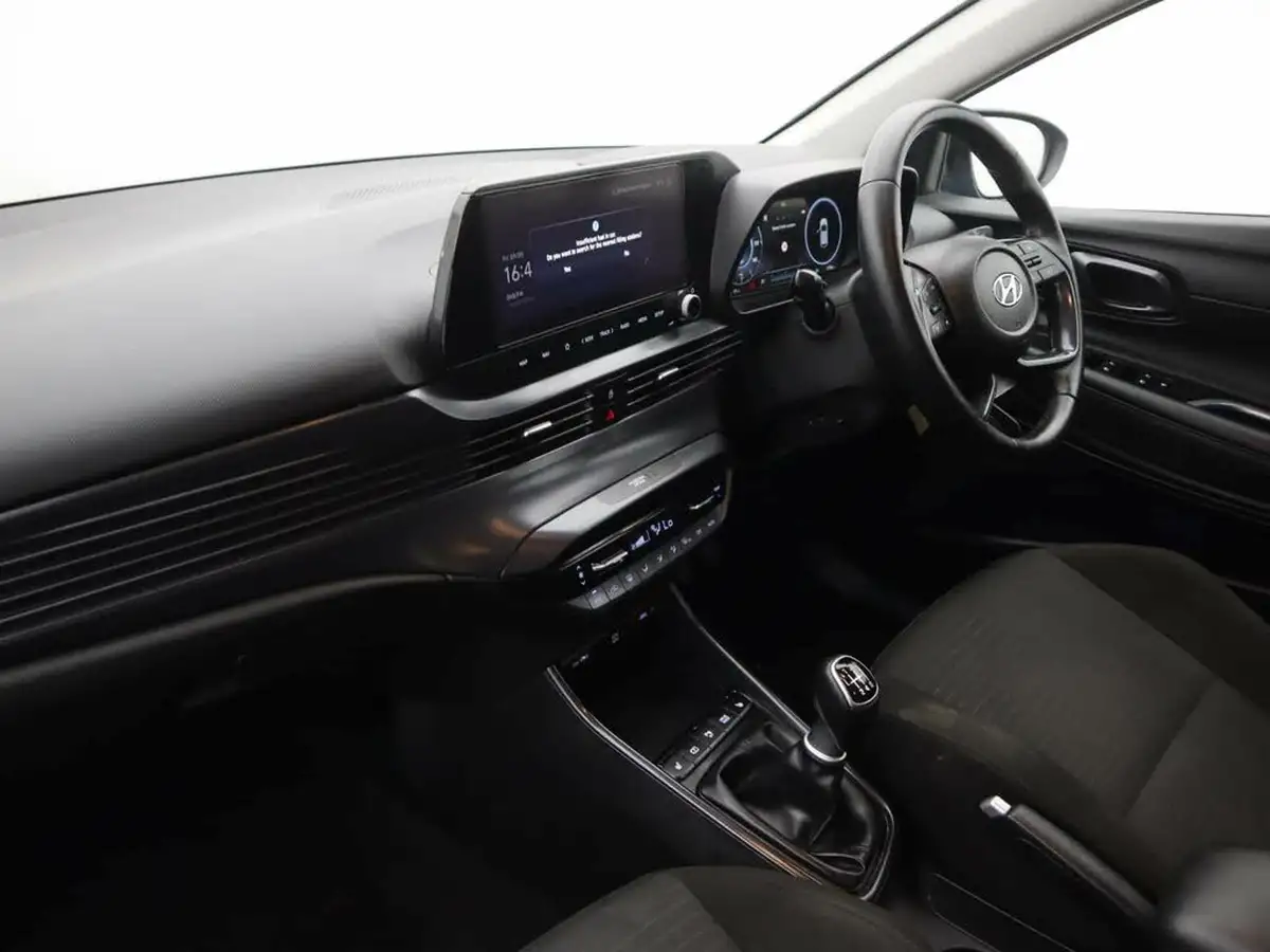 2023-hyundai-i20-10-t-gdi-premium-48-volt-hybrid-eclutch-imt-big-12