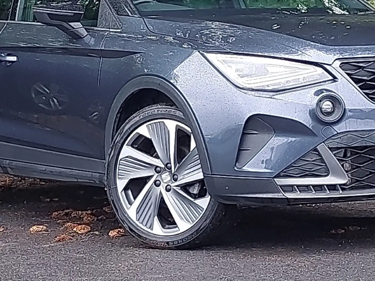 2022-peugeot-308-12-puretech-allure-premium-eat8-big-8