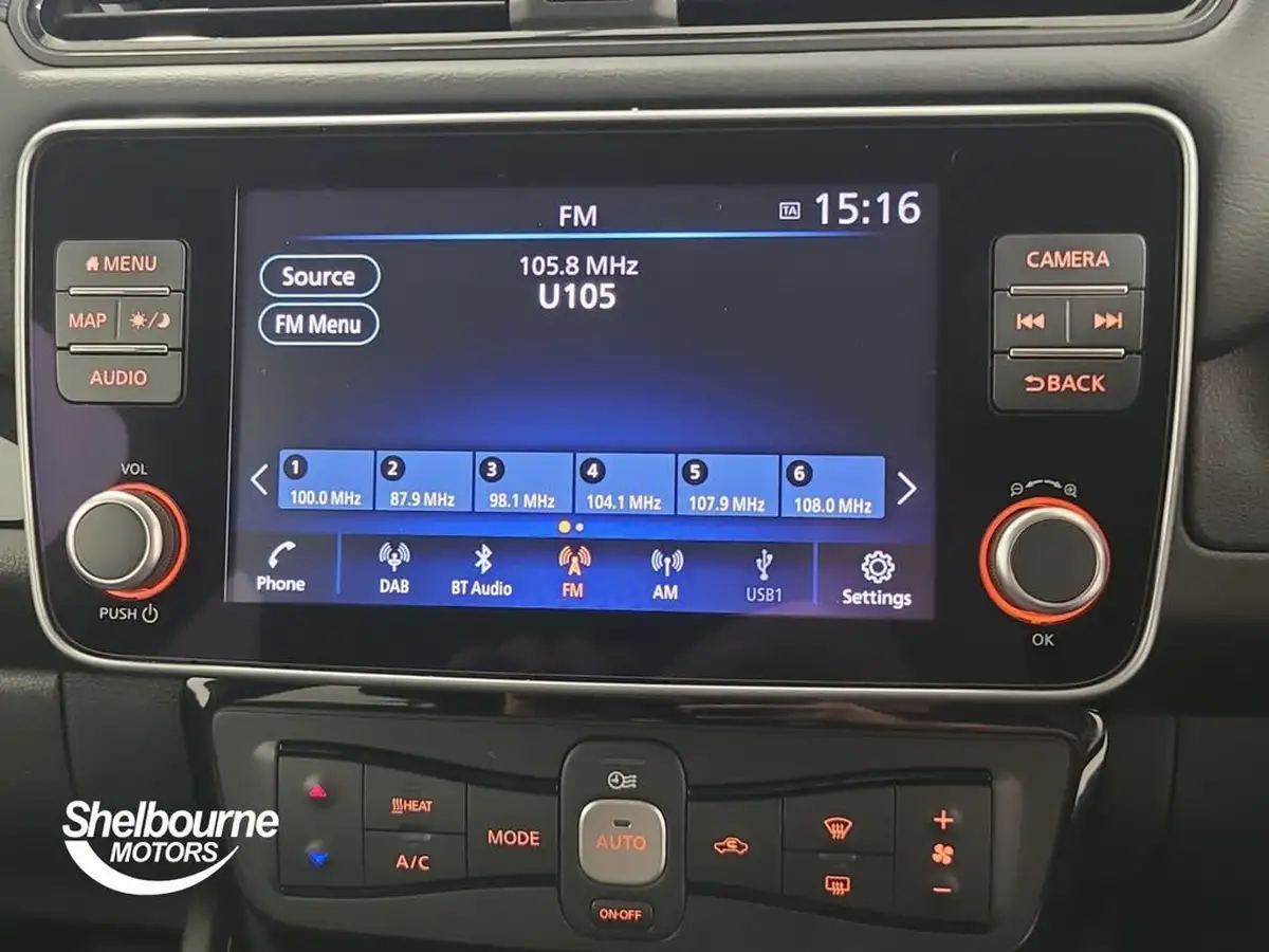 2023-nissan-leaf-e-tekna-39kwh-big-37