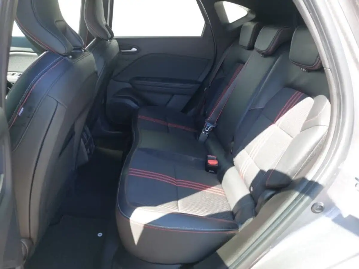 2022-renault-captur-13-tce-rs-line-big-5