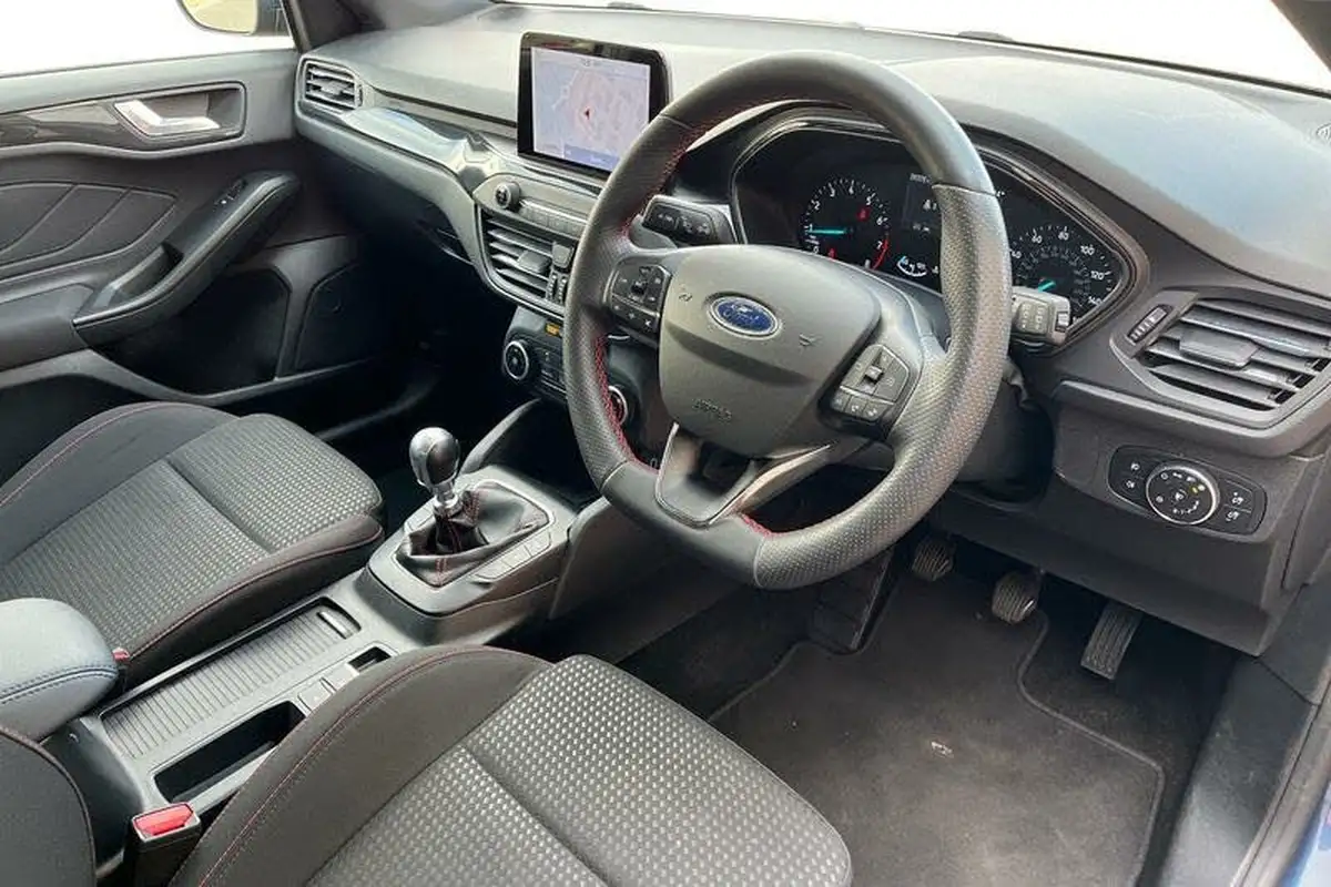 2021-ford-focus-10t-st-line-edition-125ps-hatchback-big-8