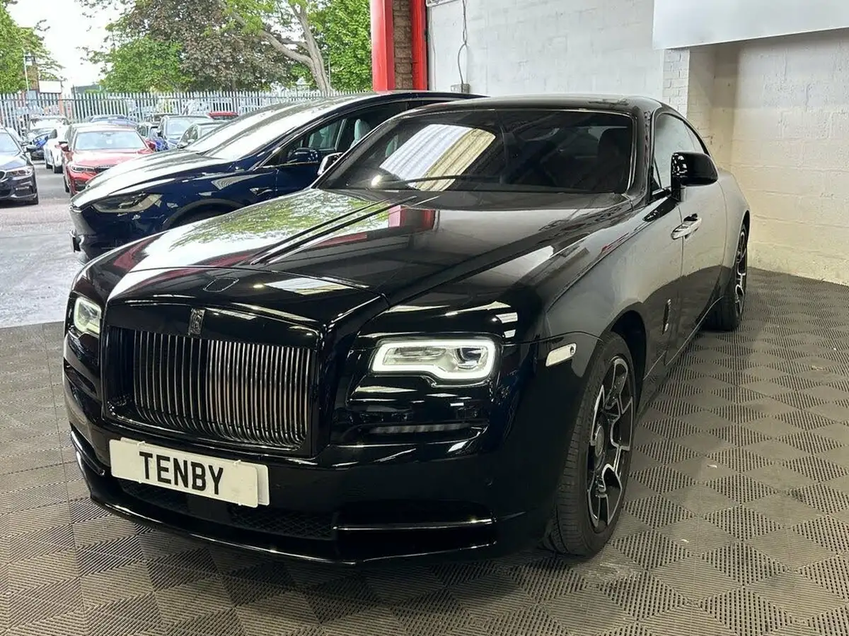 2018-rolls-royce-wraith-66-big-4