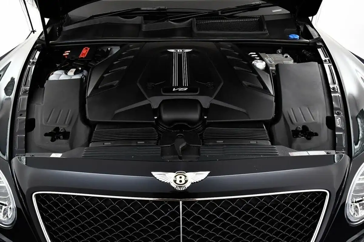 2019-bentley-bentayga-40-v8-big-44