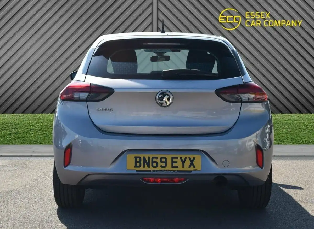 2019-vauxhall-corsa-12i-se-big-8
