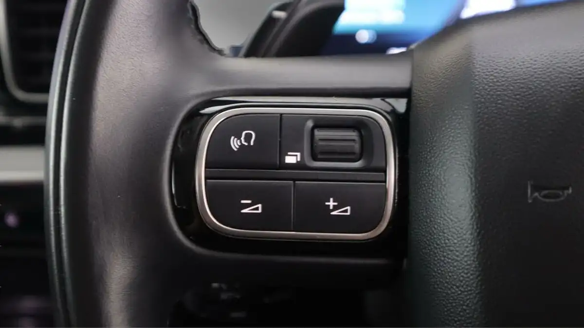 2021-citroen-c5-aircross-16-puretech-shine-plus-5d-big-22