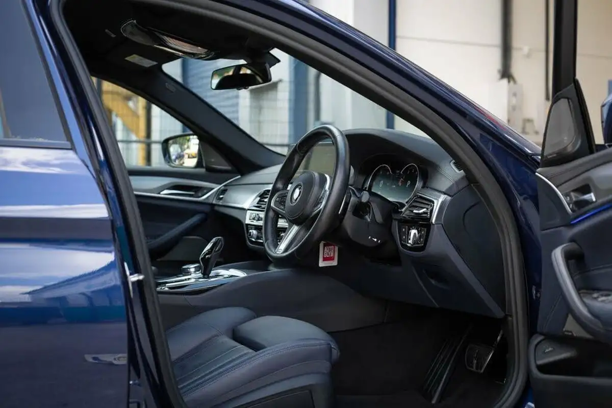 2017-bmw-5-series-30-540i-m-sport-saloon-4d-big-23