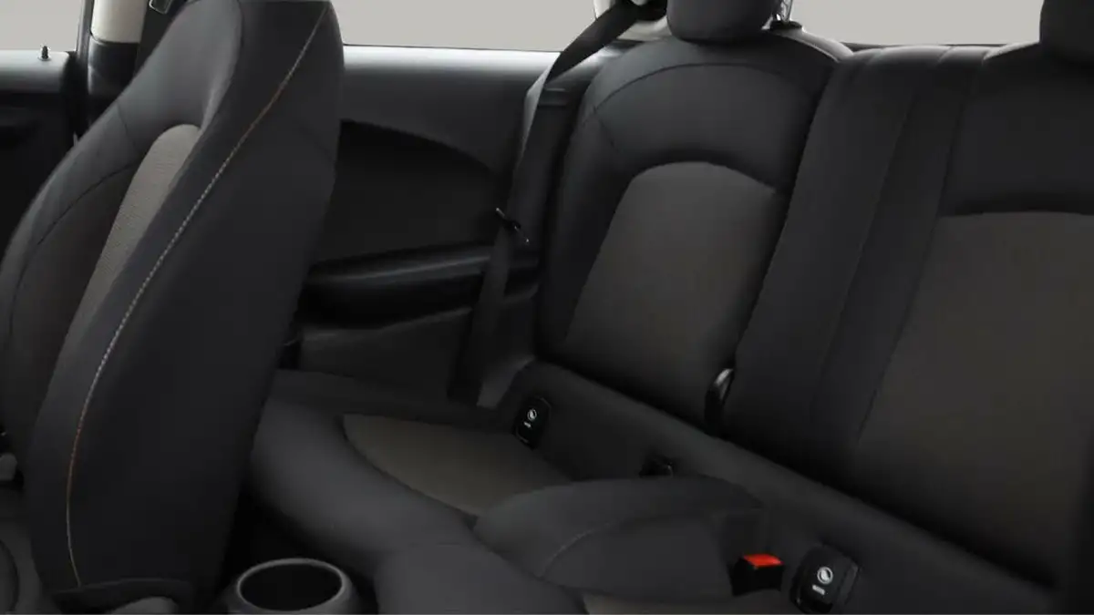 2019-mini-cooper-15-cooper-classic-hatchback-3d-big-15