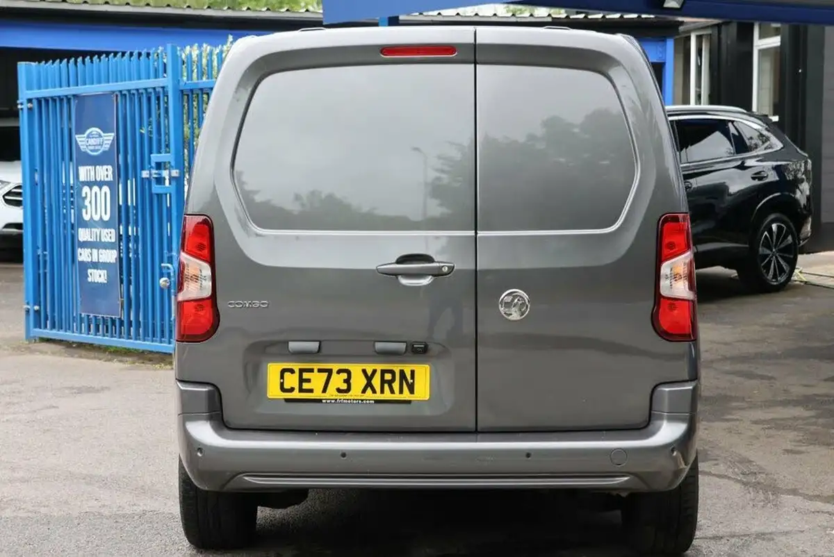 2024-vauxhall-combo-15cdti-pro-2300-100pseu6d-pro-l1h1-big-8