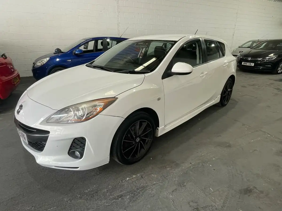 2012-mazda-mazda3-16-tamura-big-9