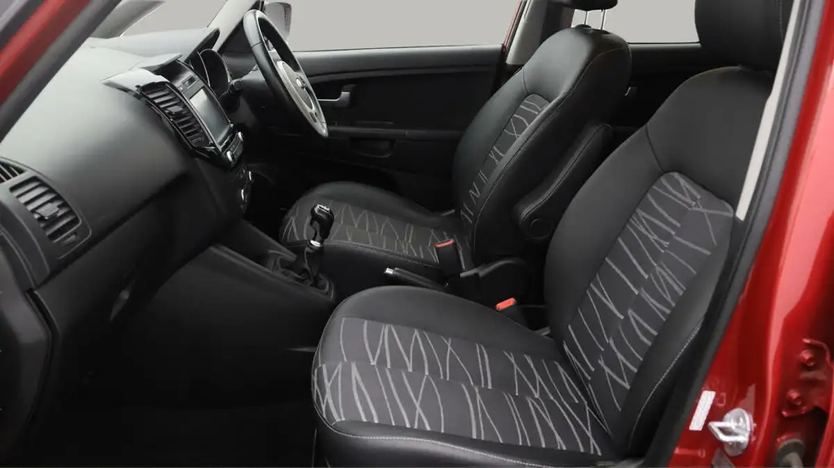 2018-kia-venga-16-3-isg-big-14