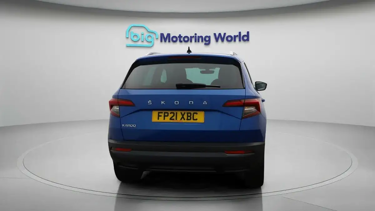 2021-skoda-karoq-15-tsi-se-l-big-6