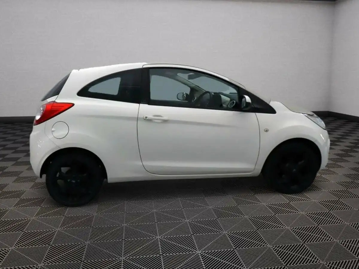 2016-ford-ka-12-zetec-white-edition-big-5