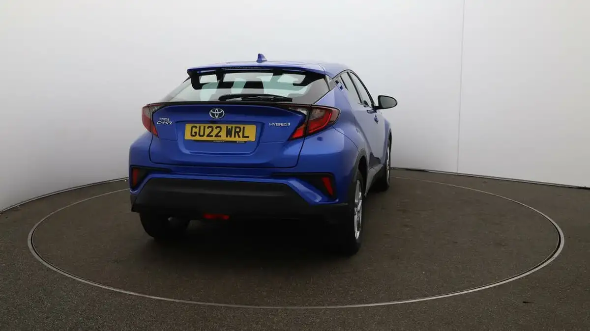 2022-toyota-c-hr-18-vvt-i-icon-big-57