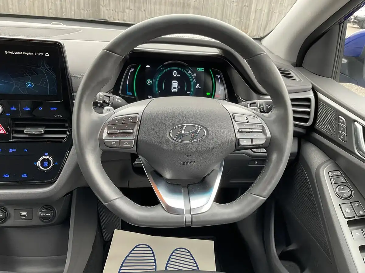 2021-hyundai-ioniq-e-premium-se-electric-100kw-big-11