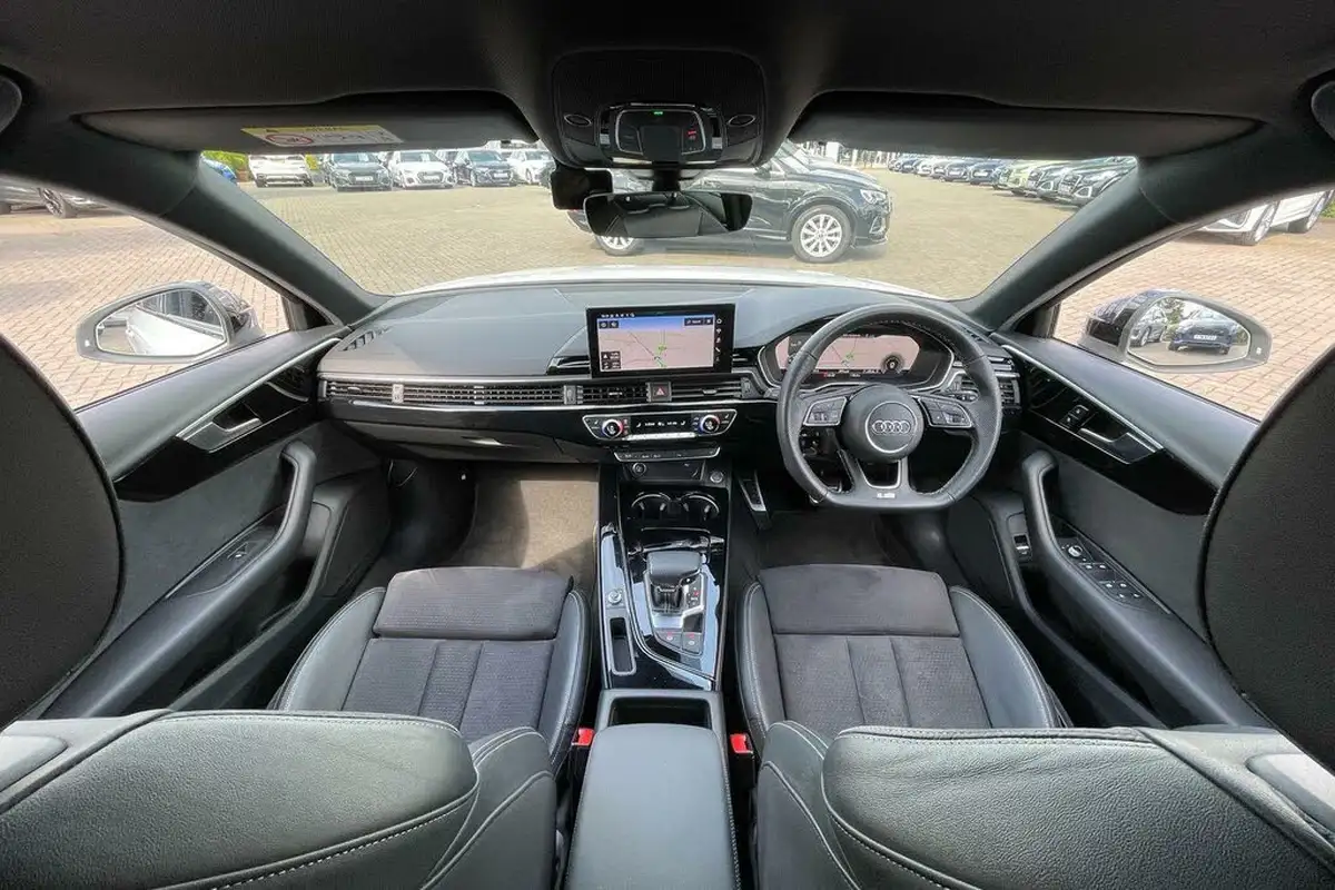 2023-audi-a4-avant-20-40-tfsi-black-edition-big-2
