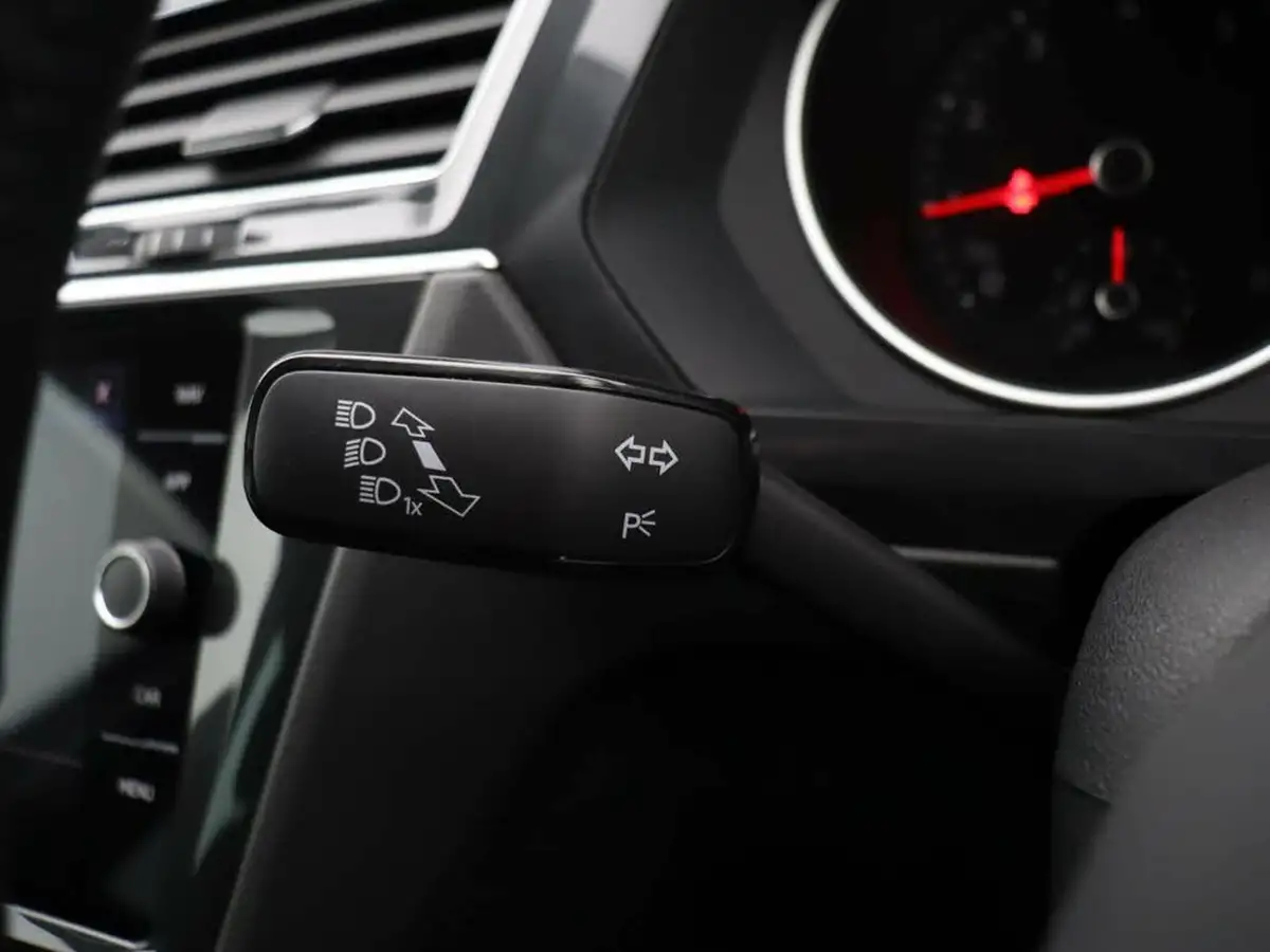 2022-volkswagen-tiguan-15-tsi-life-150ps-dsg-big-33