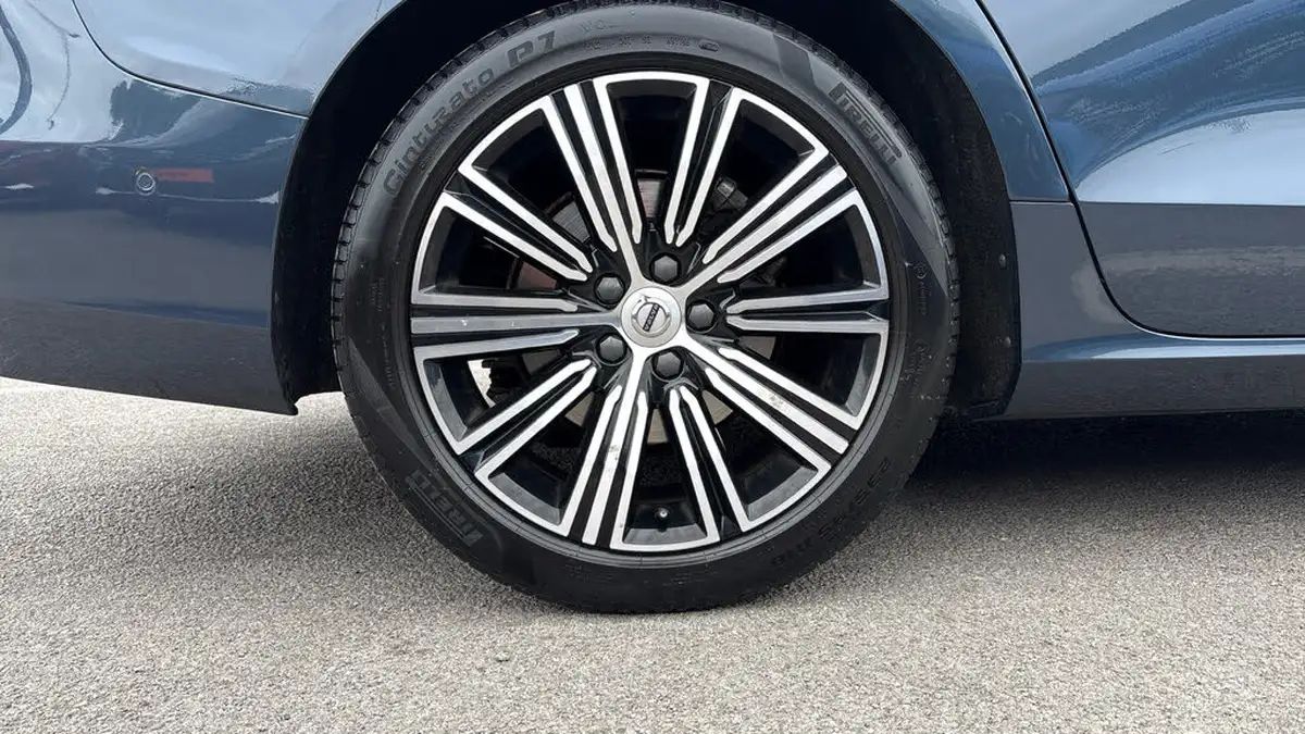 2018-volvo-v60-20td-d4-inscription-geartronic-big-15