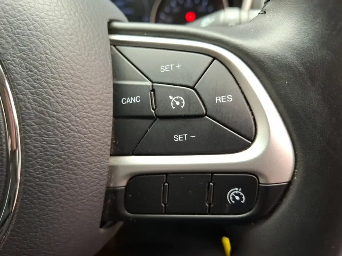 2023-dacia-sandero-10-tce-expression-90bhp-big-17