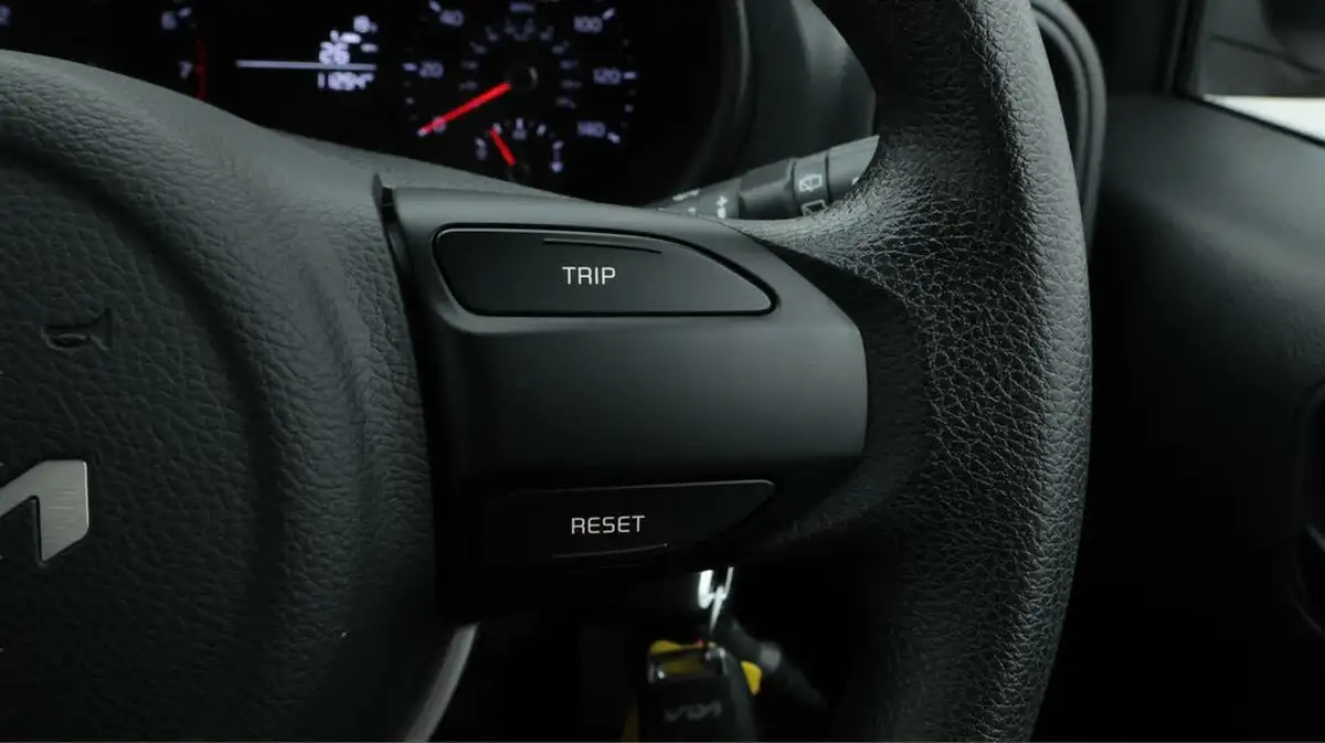 2022-kia-picanto-10-1-big-24