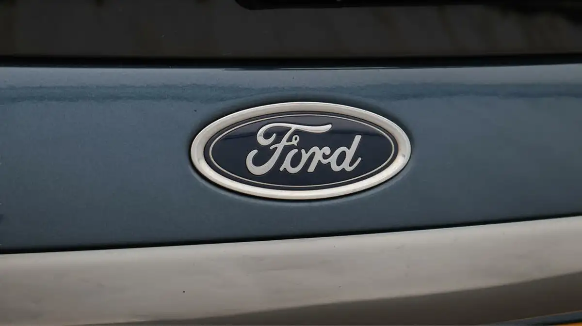 2021-ford-s-max-20-st-line-big-24