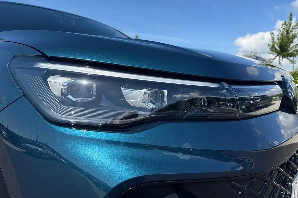 2024-volkswagen-tiguan-15-etsi-r-line-big-7