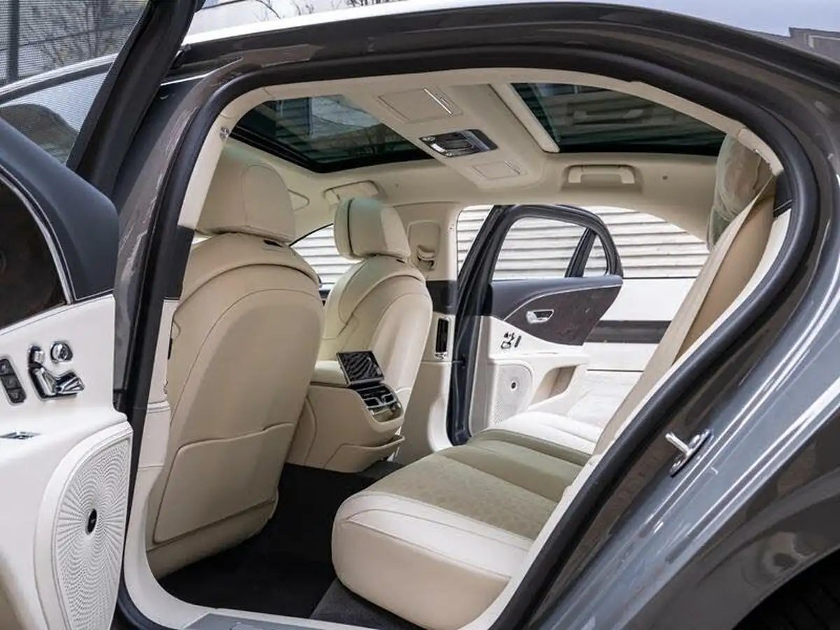 2024-bentley-flying-spur-big-25