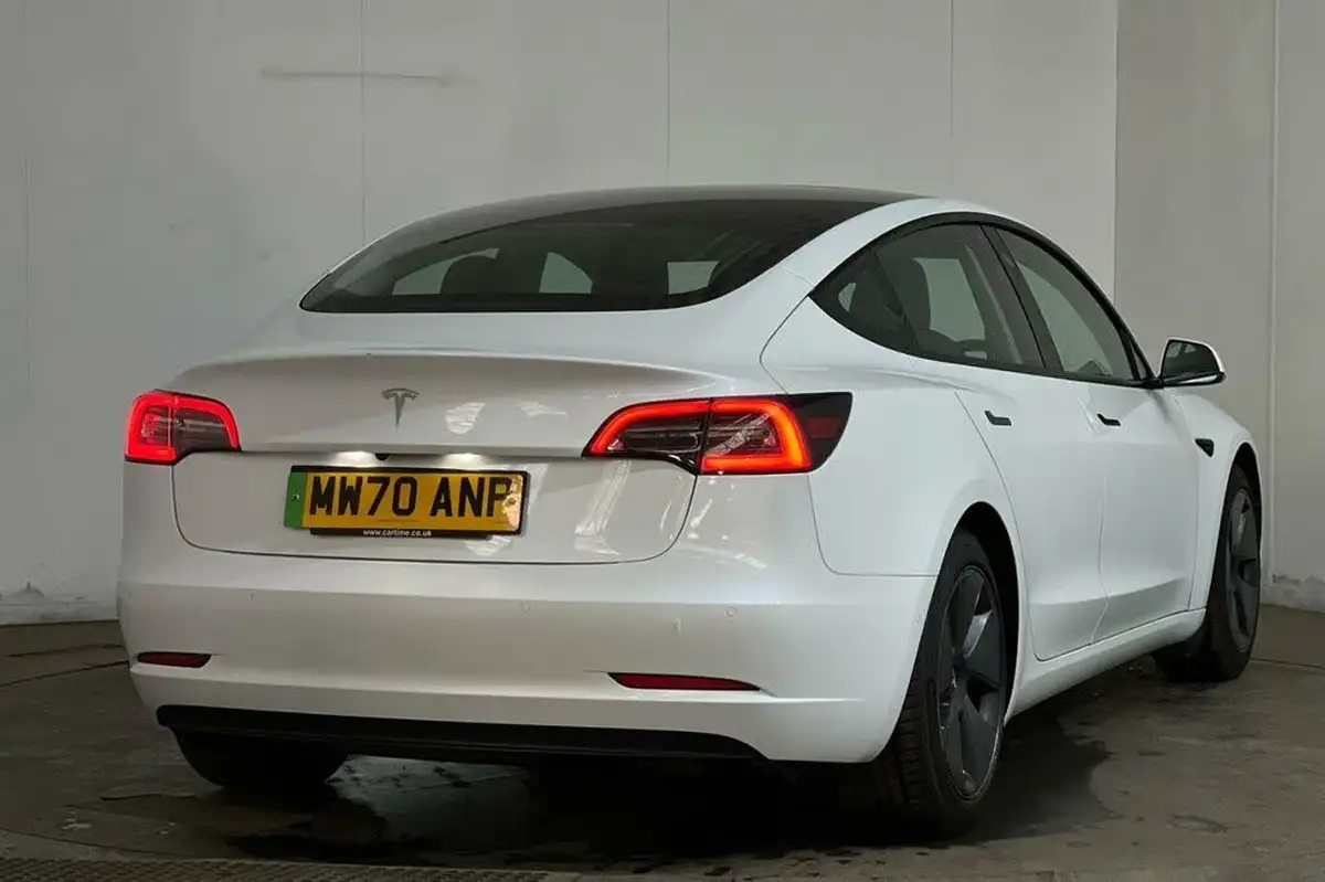 2020-tesla-model-3-e-standard-plus-big-22