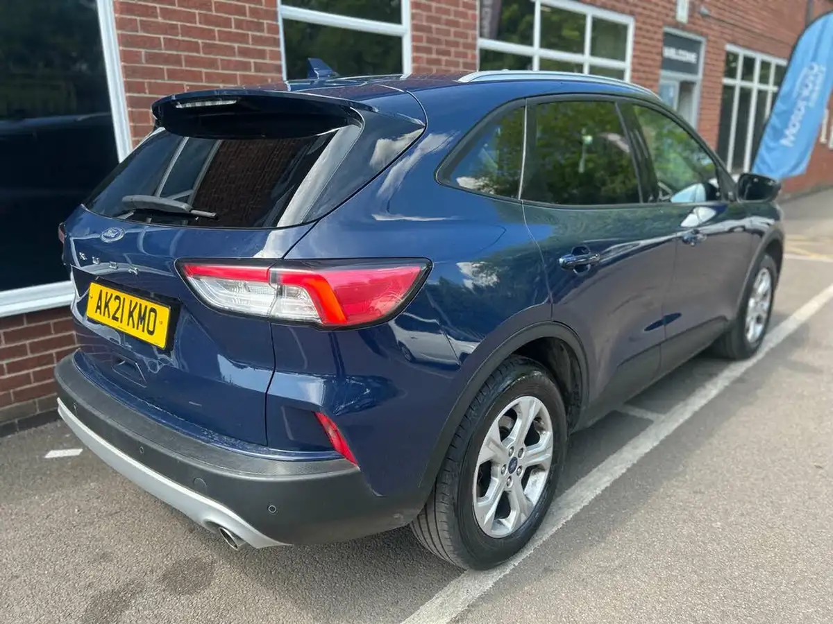 2021-ford-kuga-15-zetec-big-4