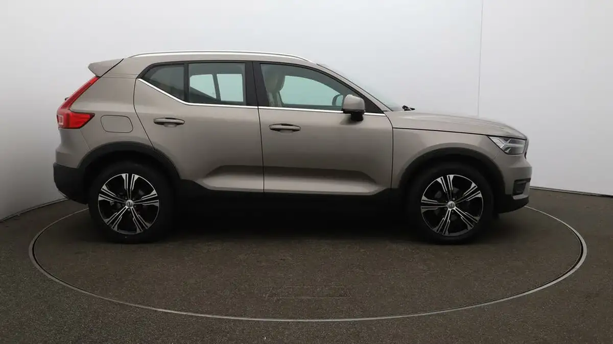 2020-volvo-xc40-20td-d3-inscription-pro-big-44