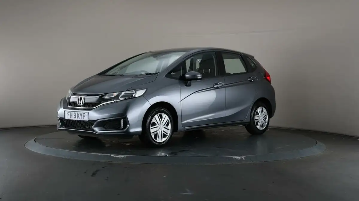 2019-honda-jazz-13-i-vtec-s-big-38