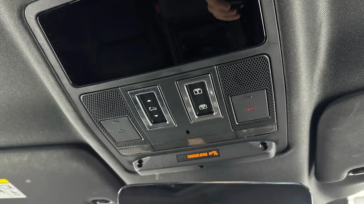2022-land-rover-110-defender-20-p400e-x-dynamic-se-big-26