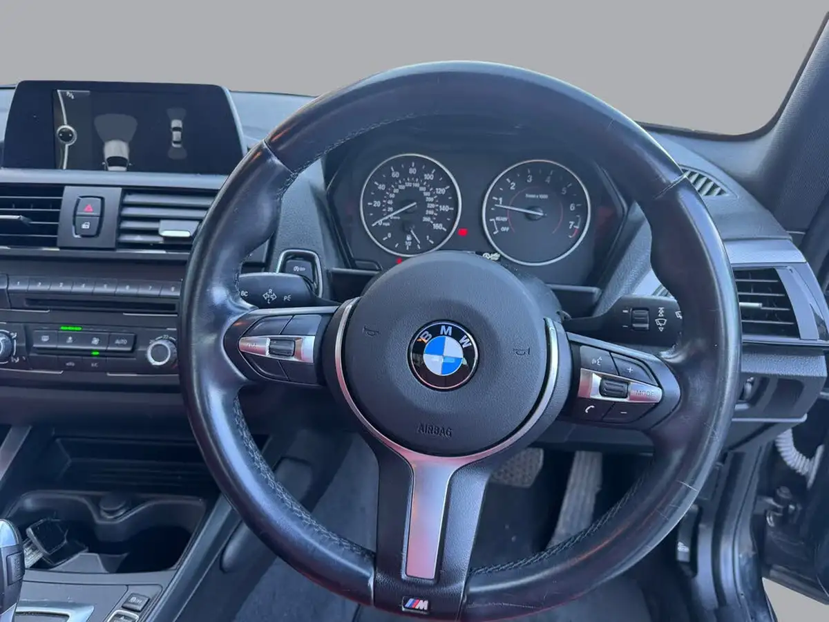 2014-bmw-2-series-20-220i-m-sport-coupe-2d-big-18