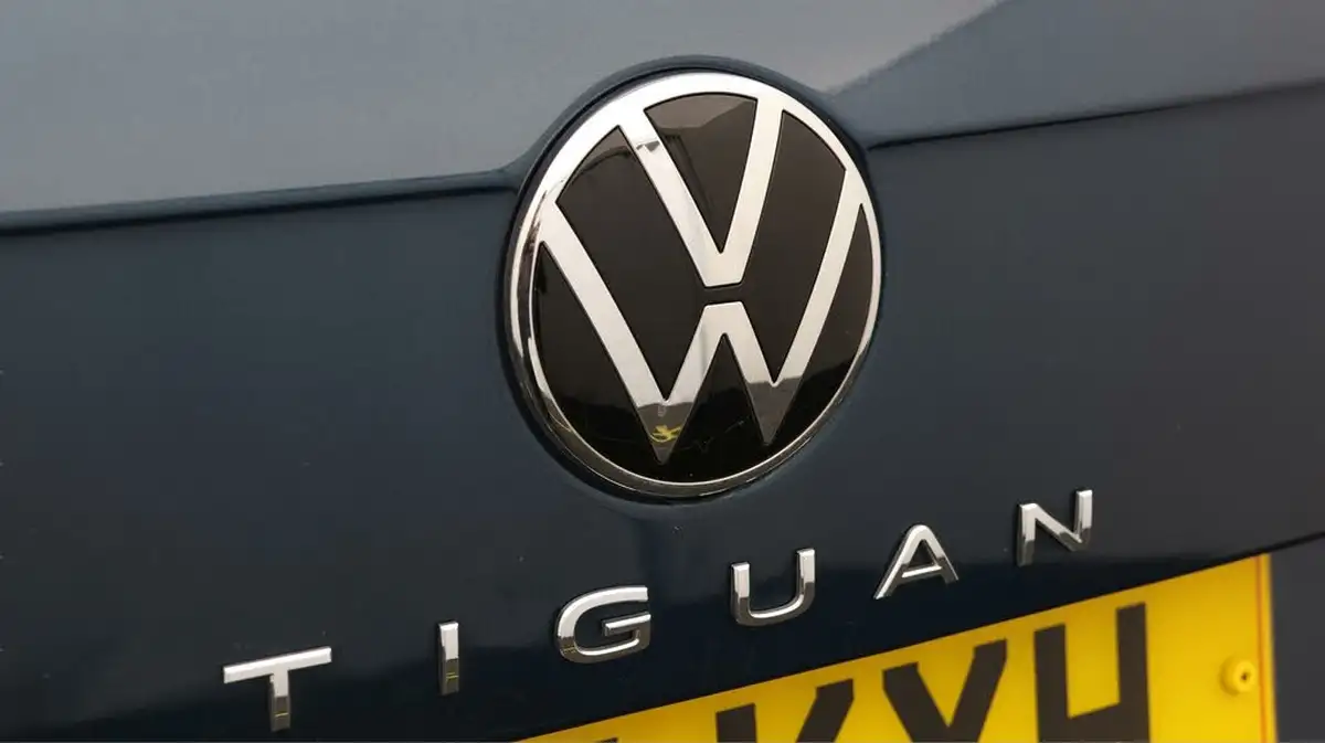2022-volkswagen-tiguan-15-tsi-life-150ps-big-19