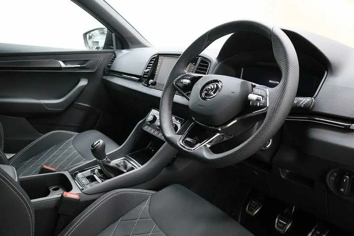 2024-skoda-karoq-15-tsi-sportline-big-5