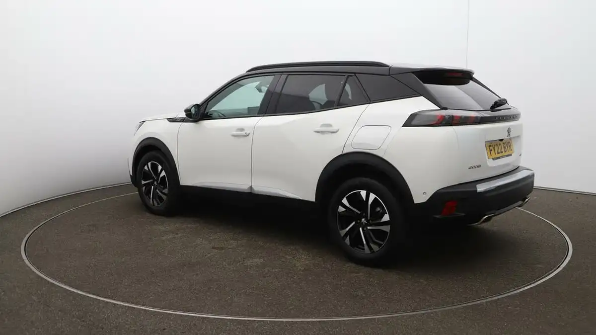 2022-peugeot-2008-suv-12-puretech-gt-big-60