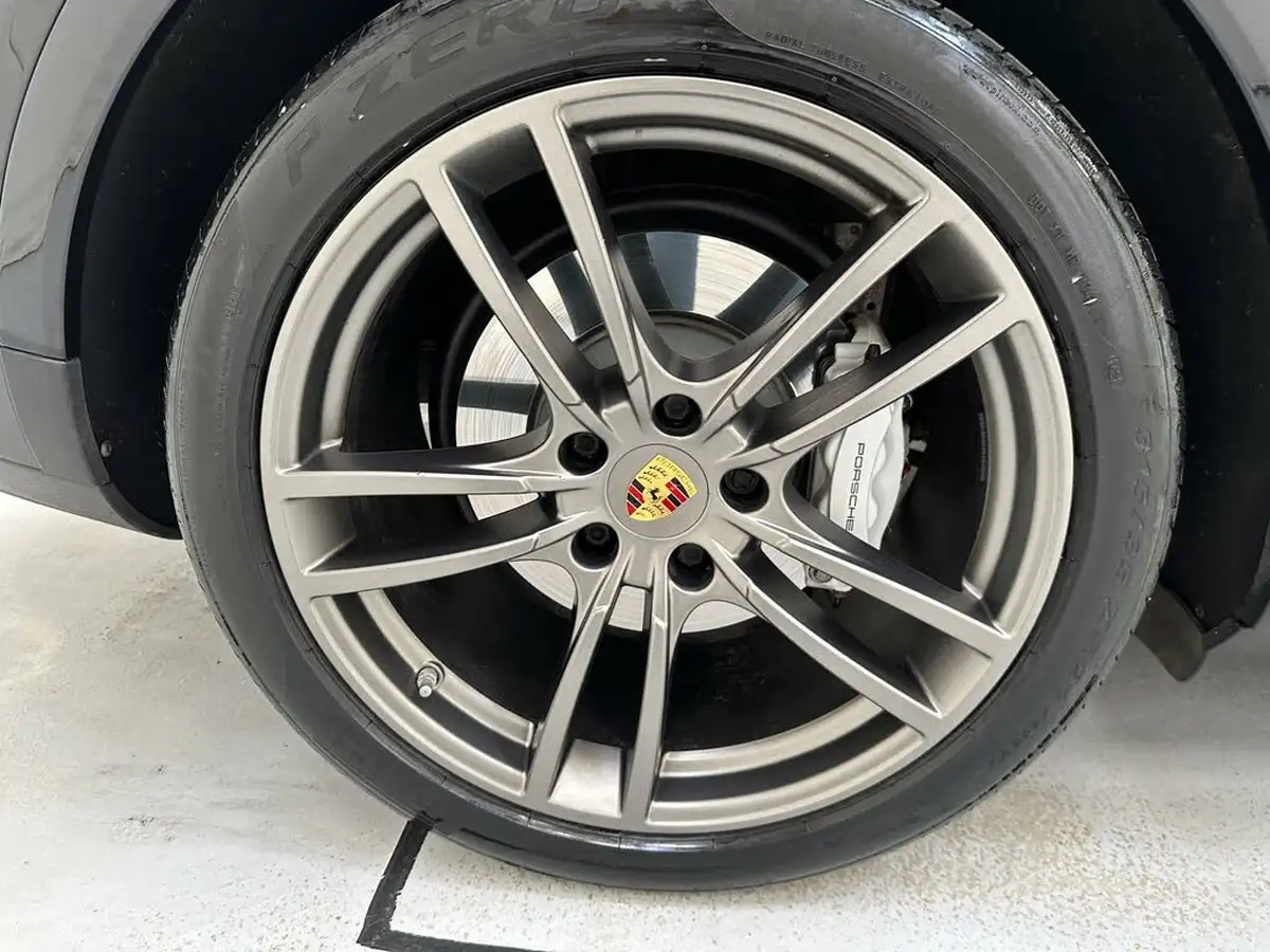 2018-porsche-cayenne-30-v6-s-big-44