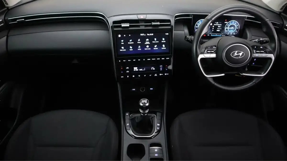 2022-hyundai-tucson-16-t-gdi-se-connect-150ps-big-13