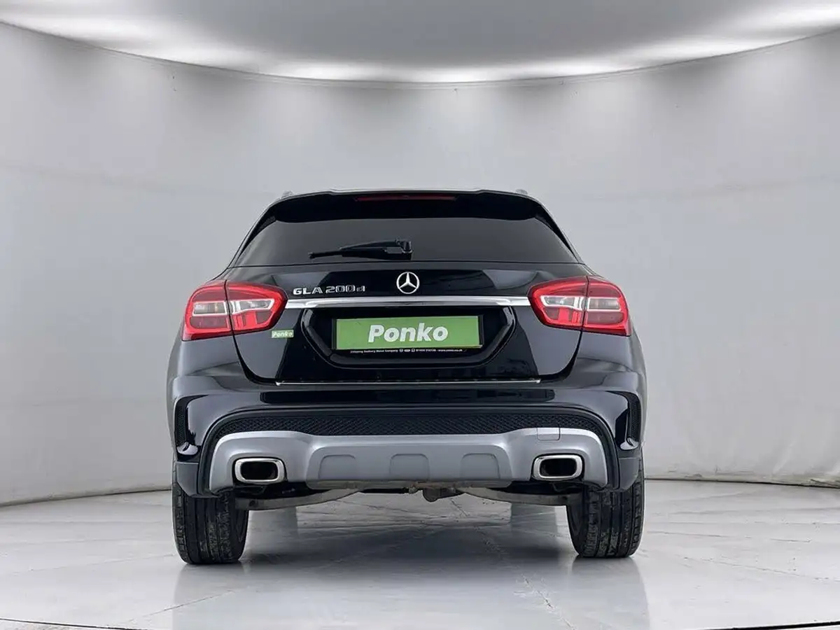 2016-mercedes-benz-gla-class-21d-gla-200d-amg-line-ss-big-16