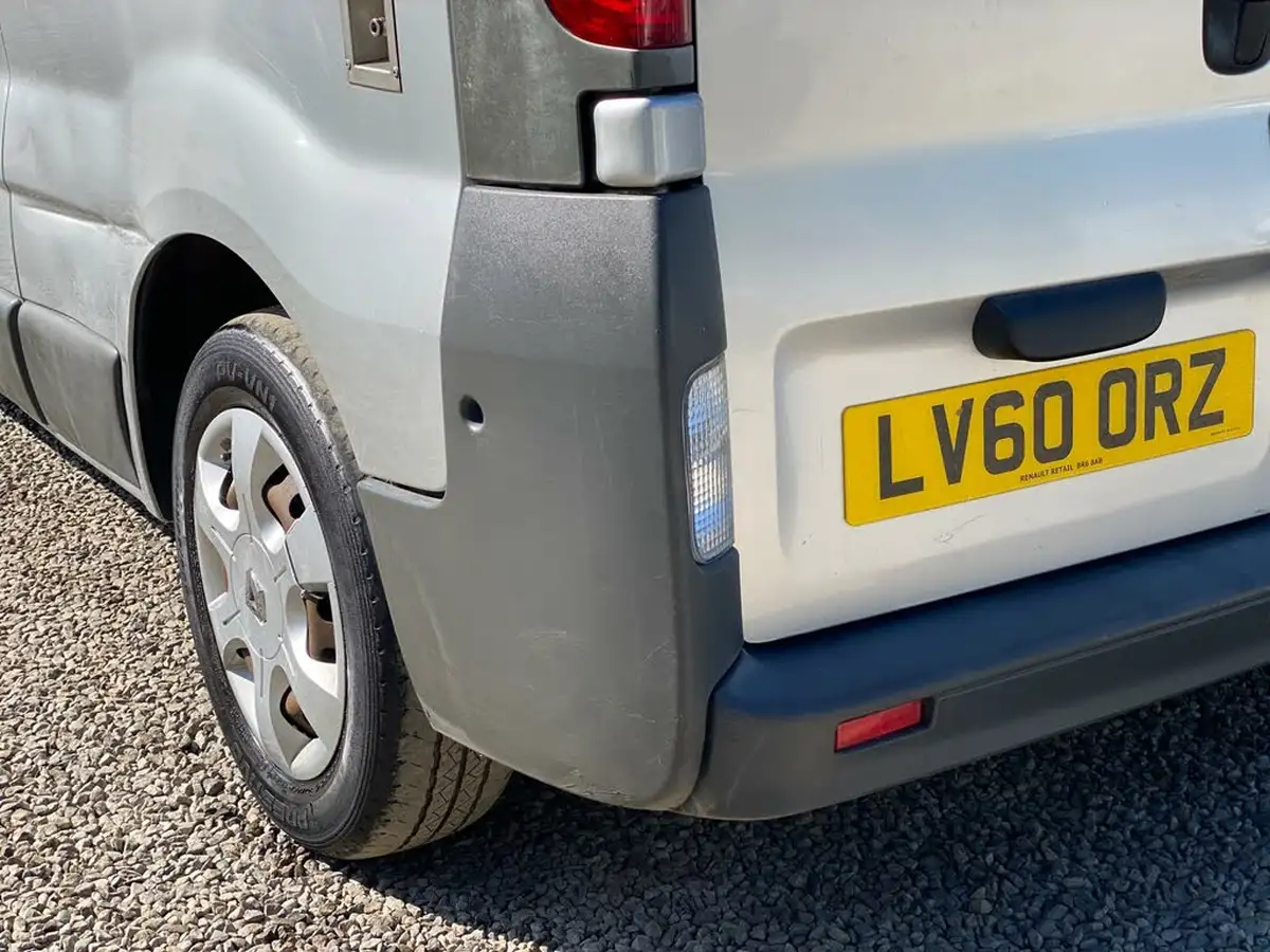 2010-renault-trafic-20td-ll29dci-115-20dci-ll29-phase-3-sat-nav-panel-van-big-22