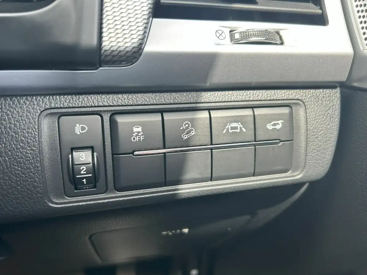 2023-kgm-ssangyong-rexton-22td-ultimate-big-22