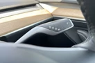 2022-tesla-model-y-e-long-range-small-12