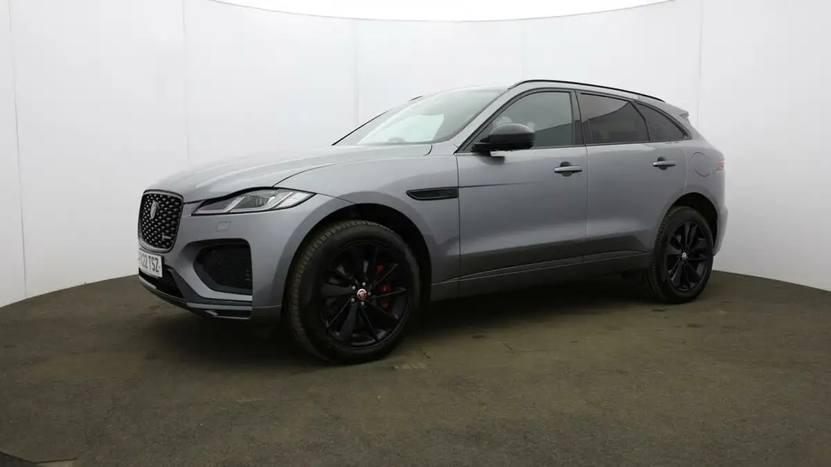 2022-jaguar-f-pace-20-p250-r-dynamic-black-big-35