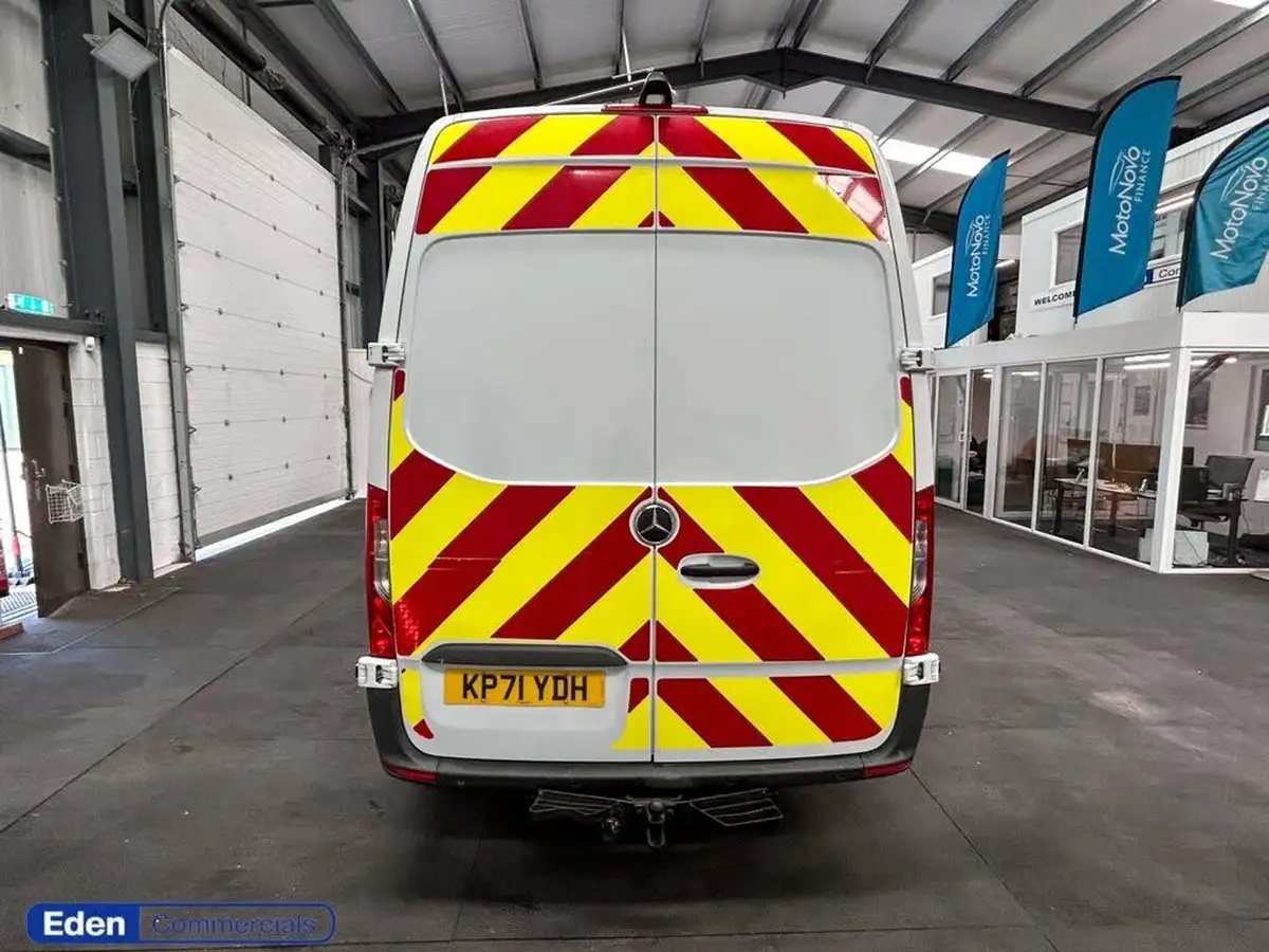 2021-mercedes-benz-sprinter-21cdi-314-l2h1-premium-big-5
