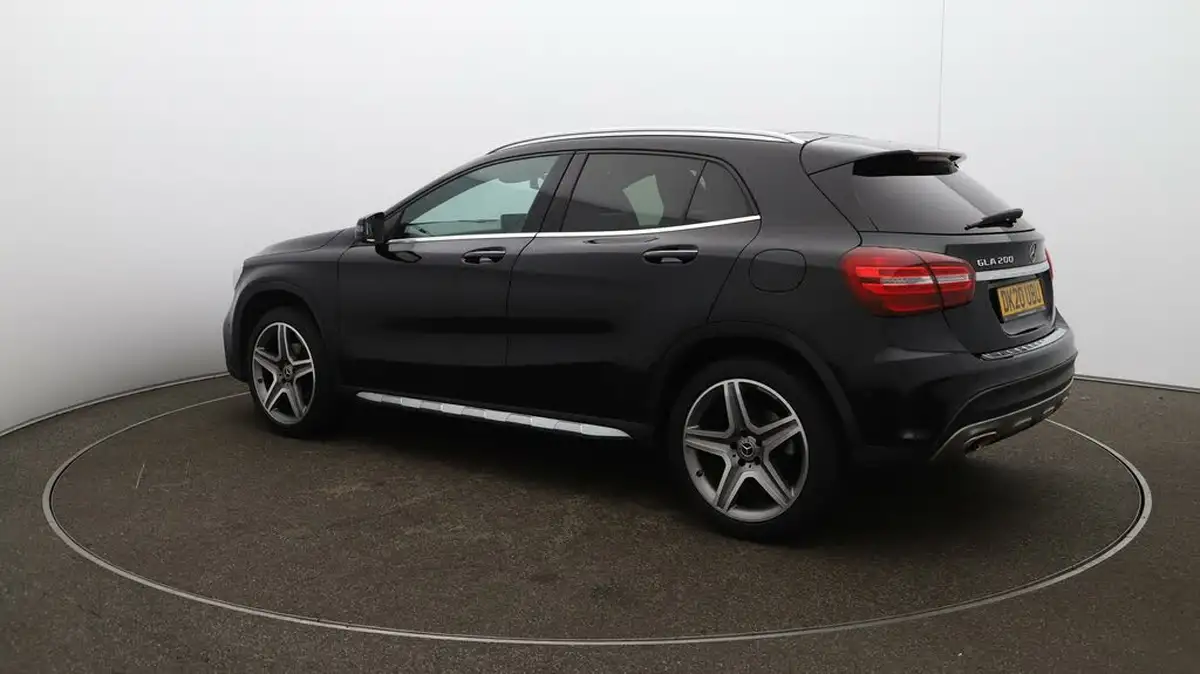 2020-mercedes-benz-gla-class-16-gla-200-amg-line-edition-plus-7g-dct-big-30
